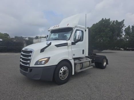 2019 FREIGHTLINER CASCADIA 126 Single Axle Daycab #9334 2019 FREIGHTLINER CASCADIA 126 Single Axle Daycab #9334