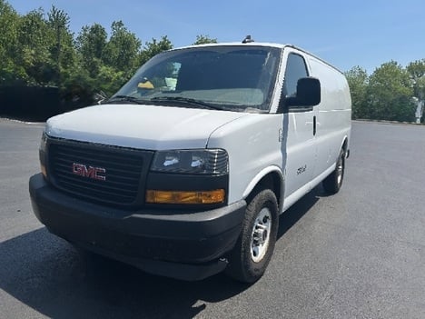 2022 GMC SAVANA 2500 Panel - Cargo Van #9338 2022 GMC SAVANA 2500 Panel - Cargo Van #9338