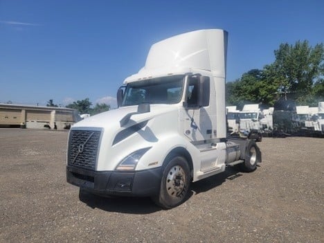 2019 VOLVO VNL Single Axle Daycab #9457 2019 VOLVO VNL Single Axle Daycab #9457