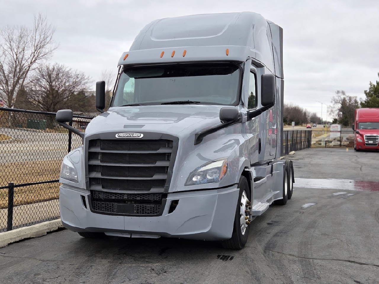 2022 FREIGHTLINER Cascadia CA126 * Sleeper