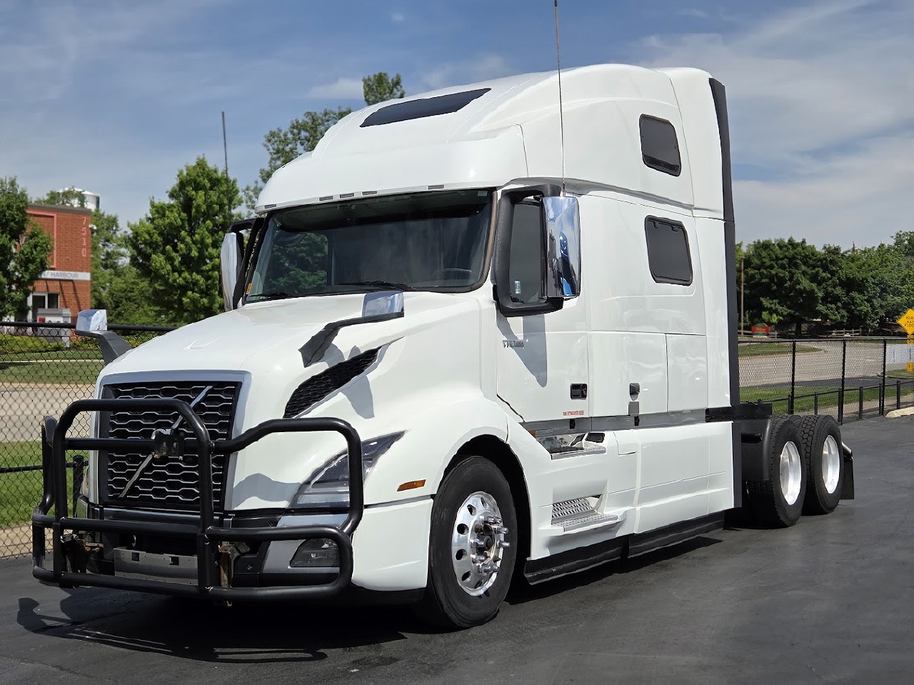 2024 VOLVO VNL64T860 * Sleeper