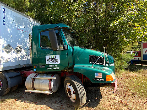 USED 2003 VOLVO VNL64T TANDEM AXLE DAYCAB TRUCK #2497-1