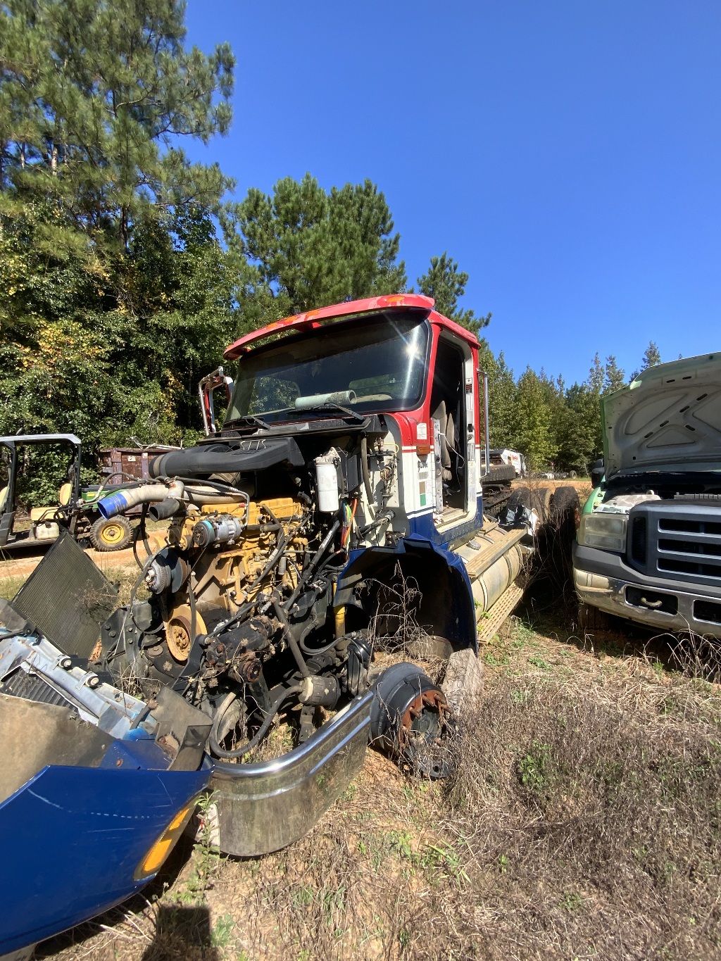 USED 2003 INTERNATIONAL 9200I-PARTS ONLY TANDEM AXLE DAYCAB TRUCK #3335