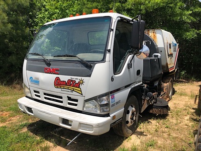 USED 2007 GMC SWEEPER MEDIUM DUTYTRUCK #3414-2