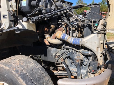 USED 2006 STERLING LT3500 CAB CHASSIS TRUCK #4046-13