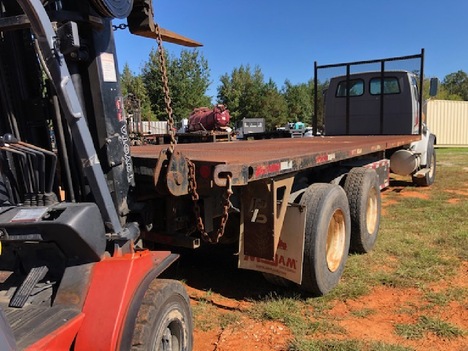 USED 2006 STERLING LT3500 CAB CHASSIS TRUCK #4046-3