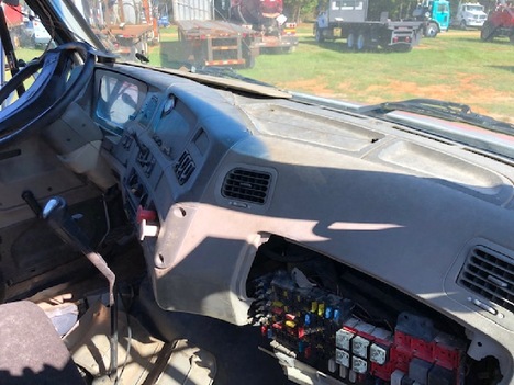 USED 2006 STERLING LT3500 CAB CHASSIS TRUCK #4046-8