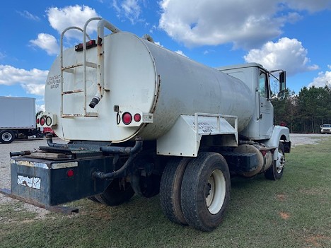 USED 1995 VOLVO WG42T WATER TRUCK #4495-3