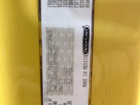 USED 2014 FREIGHTLINER CASCADIA TANDEM AXLE DAYCAB TRUCK #4602-12