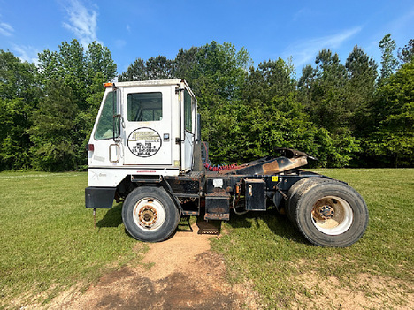 USED 2001 OTTAWA SPOTTER YARD JOCKEY - SPOTTER TRUCK #4611-1