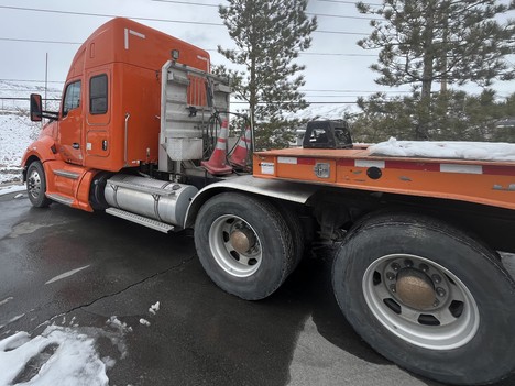 USED 2016 KENWORTH T680 TANDEM AXLE SLEEPER TRUCK #4711-2