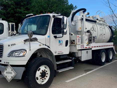 2015 LEDWELL CLASSIC 3000 DOT Liquid Vacuum Trucks #1208