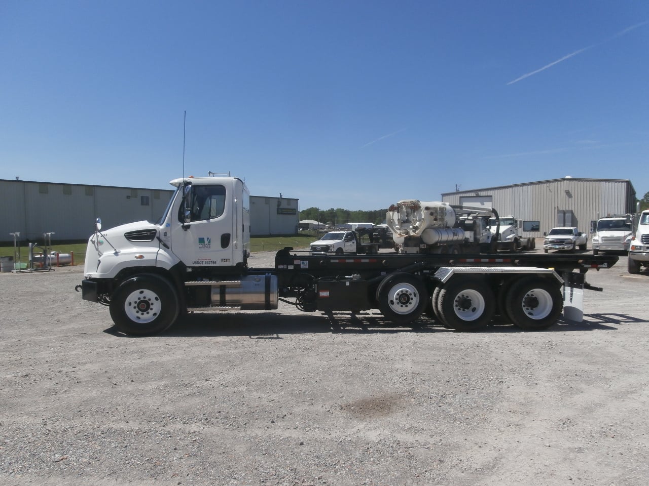 2020 LEDWELL LW24 HOIST Roll-Off Trucks #1 2020 LEDWELL LW24 HOIST Roll-Off Trucks #1