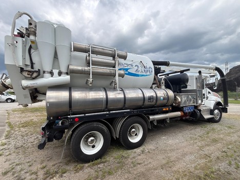2015 VACTOR U-2100P - EQ#31181 Combo Trucks #1467