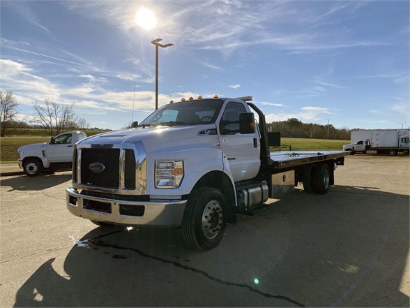 USED 2017 FORD F650 ROLLBACK TOW TRUCK #2667
