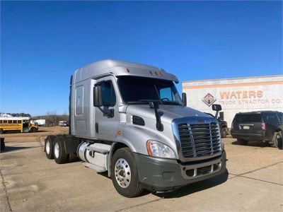 USED 2016 FREIGHTLINER CASCADIA 116 SLEEPER TRUCK #2839-1