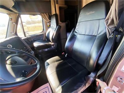 USED 2016 FREIGHTLINER CASCADIA 116 SLEEPER TRUCK #2839-10