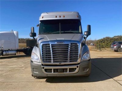 USED 2016 FREIGHTLINER CASCADIA 116 SLEEPER TRUCK #2839-2