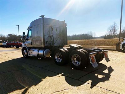 USED 2016 FREIGHTLINER CASCADIA 116 SLEEPER TRUCK #2839-5