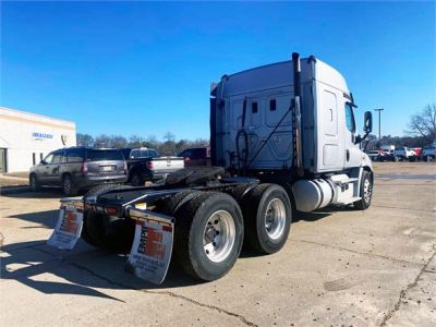 USED 2016 FREIGHTLINER CASCADIA 116 SLEEPER TRUCK #2839-7