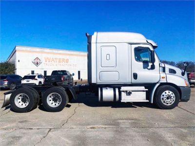USED 2016 FREIGHTLINER CASCADIA 116 SLEEPER TRUCK #2839-8