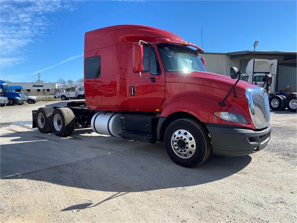 USED 2017 INTERNATIONAL PROSTAR SLEEPER TRUCK #2841