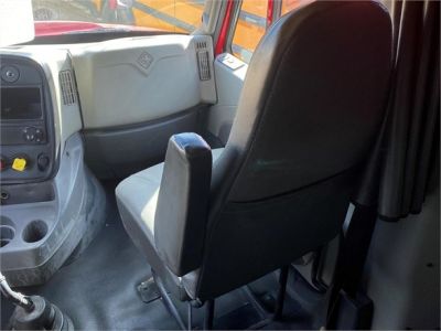 USED 2017 INTERNATIONAL PROSTAR SLEEPER TRUCK #2844-9