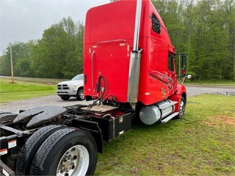 USED 2005 FREIGHTLINER CASCADIA 113 SLEEPER TRUCK #2943-2