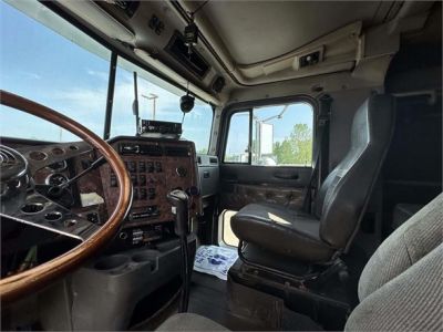 USED 1998 INTERNATIONAL 9400 WRECKER TRUCK #2946-11