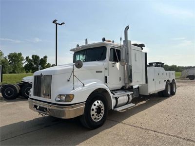 USED 1998 INTERNATIONAL 9400 WRECKER TRUCK #2946-3