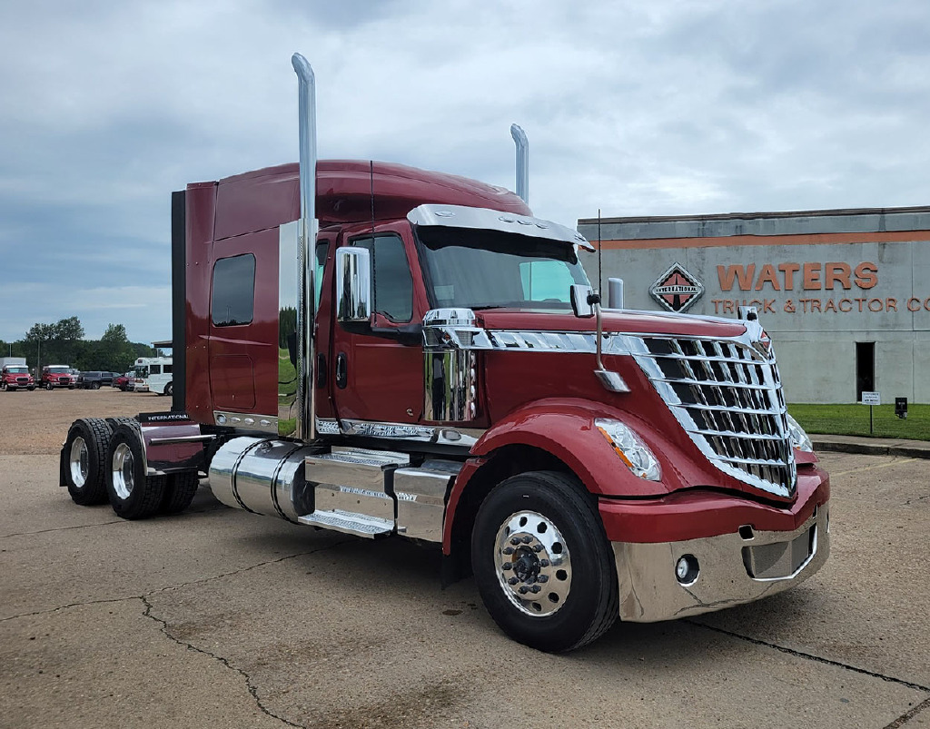 NEW 2024 INTERNATIONAL LONESTAR SLEEPER TRUCK #3001