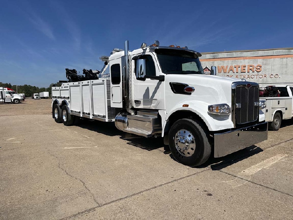 NEW 2024 PETERBILT 567 WRECKER TRUCK #3006