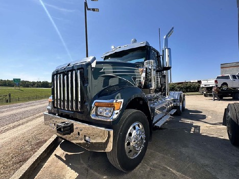 NEW 2024 INTERNATIONAL HX DAYCAB TRUCK #3016-3