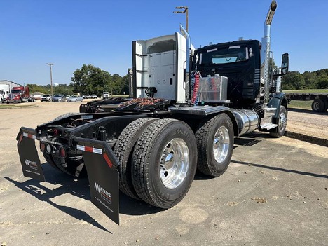 NEW 2024 INTERNATIONAL HX DAYCAB TRUCK #3016-6