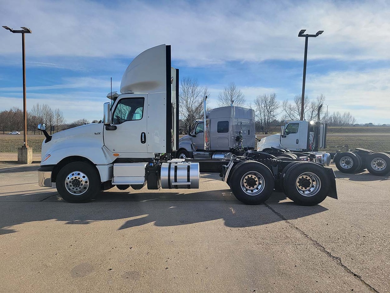 2025 INTERNATIONAL LT DAYCAB FOR SALE 3105