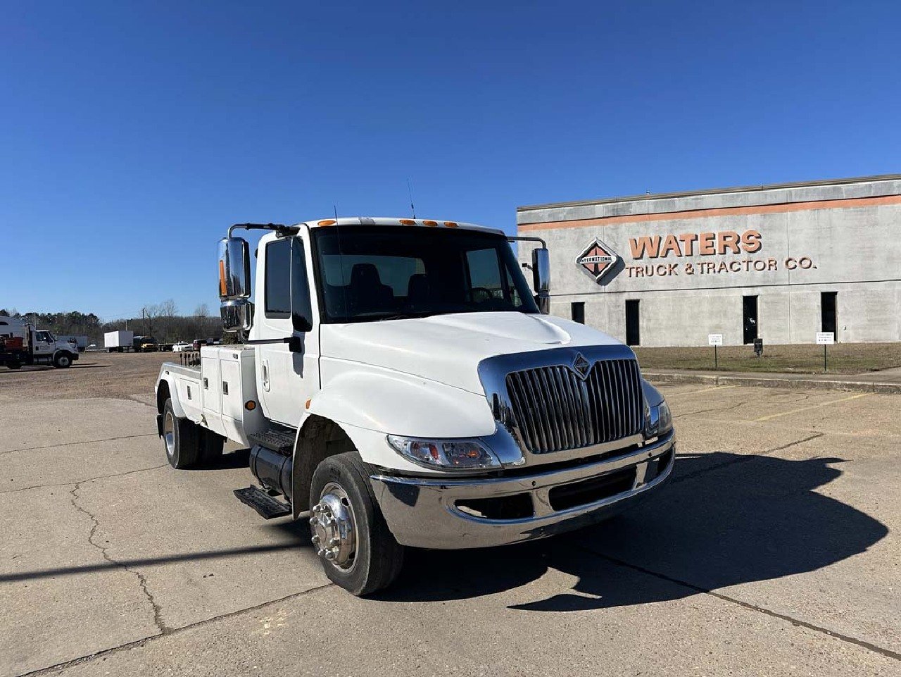 USED 2004 INTERNATIONAL DURASTAR 4300 WRECKER TOW TRUCK #3106