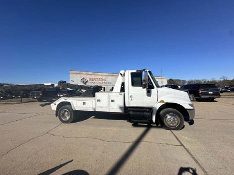 USED 2004 INTERNATIONAL DURASTAR 4300 WRECKER TOW TRUCK #3106-8