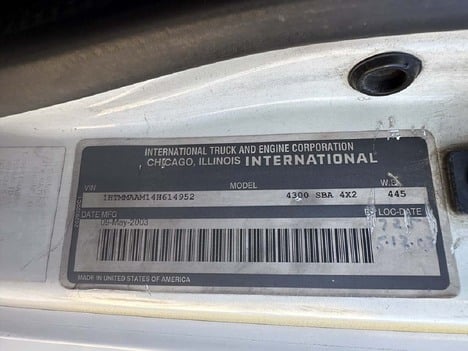USED 2004 INTERNATIONAL DURASTAR 4300 WRECKER TOW TRUCK #3106-9