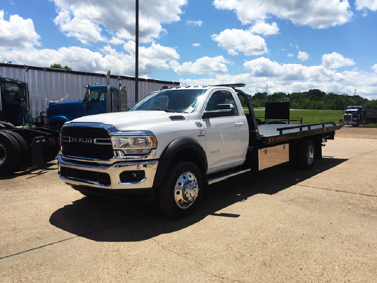 NEW 2024 DODGE RAM 5500 ROLLBACK TOW TRUCK #3159