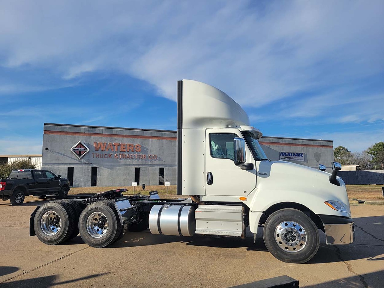 2025 INTERNATIONAL LT DAYCAB FOR SALE 3182