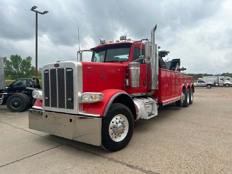 USED 2011 PETERBILT 388 WRECKER TRUCK #3187-3