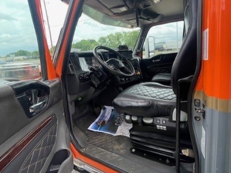 USED 2022 INTERNATIONAL HX 520 DAYCAB TRUCK #3221-10