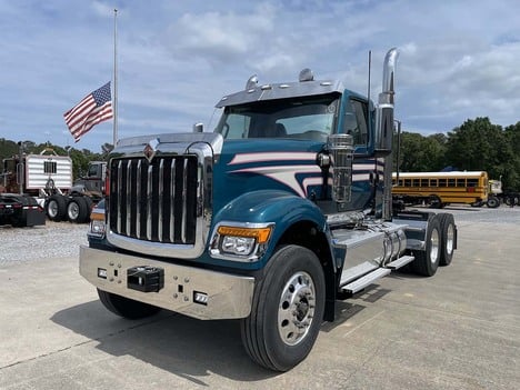NEW 2025 INTERNATIONAL HX 520 DAYCAB TRUCK #3338-3