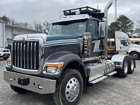 NEW 2025 INTERNATIONAL HX 520 DAYCAB TRUCK #3375-1