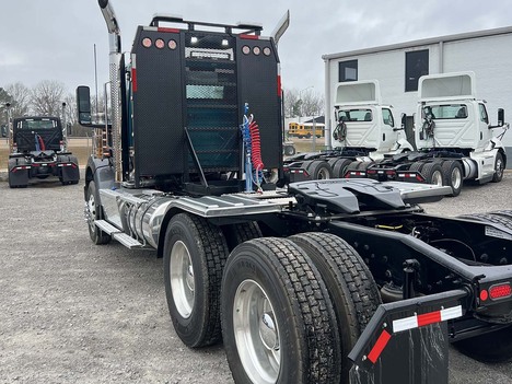 NEW 2025 INTERNATIONAL HX 520 DAYCAB TRUCK #3375-3