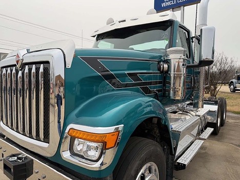 NEW 2025 INTERNATIONAL HX 520 DAYCAB TRUCK #3375-3