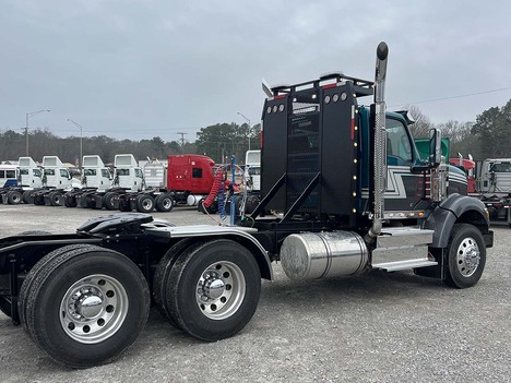 NEW 2025 INTERNATIONAL HX 520 DAYCAB TRUCK #3375-4