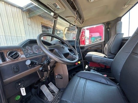 USED 2021 INTERNATIONAL HX 520 DAYCAB TRUCK #3389-3