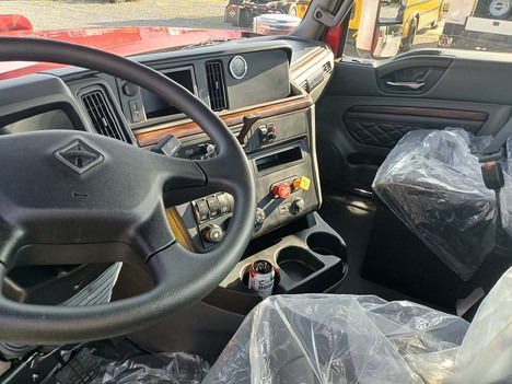 NEW 2025 INTERNATIONAL HX 520 DAYCAB TRUCK #3508-8