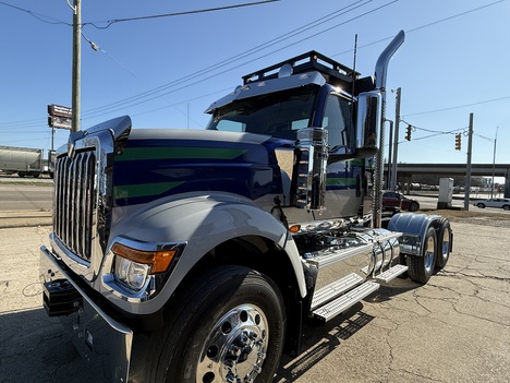 NEW 2025 INTERNATIONAL HX 520 DAYCAB TRUCK #3588-4